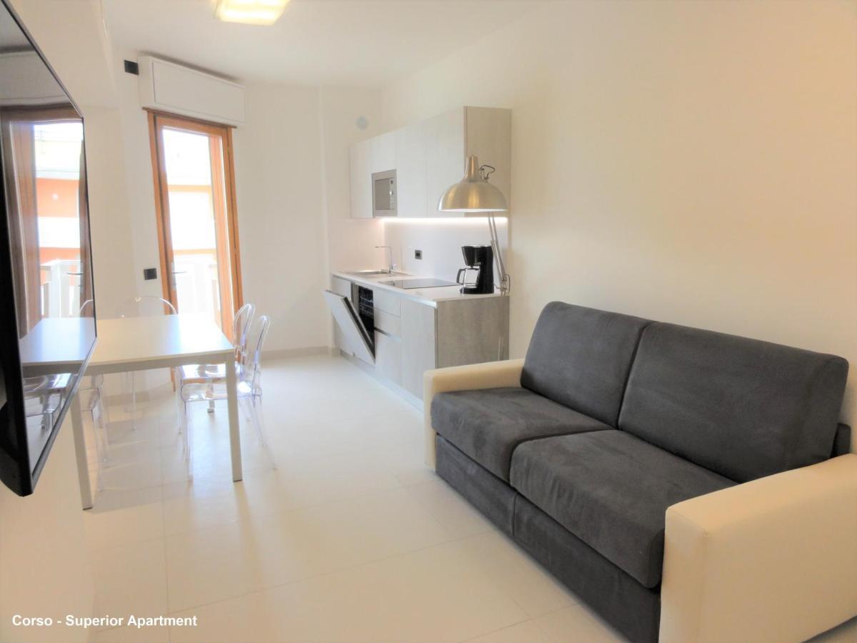 Corso - Appartamenti Bibione Exteriör bild