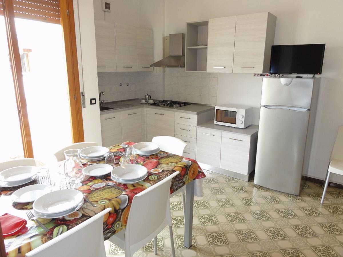 Corso - Appartamenti Bibione Exteriör bild